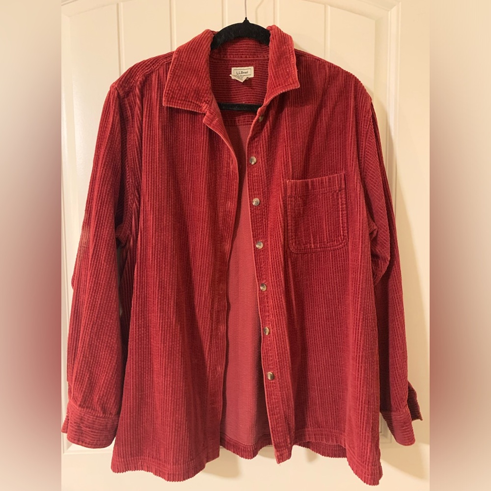 Women’s vintage L.L Bean corduroy button up